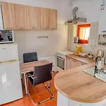 Suvenir Chic - Fusion Of Modern Elegance & Harmony Apartamento *
