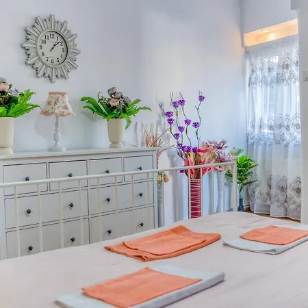 Apartman Suvenir Chic - Fusion Of Modern Elegance & Harmony Bukarest