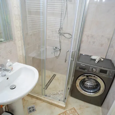 Suvenir Chic - Fusion Of Modern Elegance & Harmony