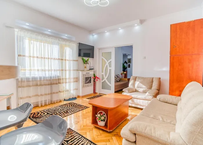 Suvenir Chic - Fusion Of Modern Elegance & Harmony